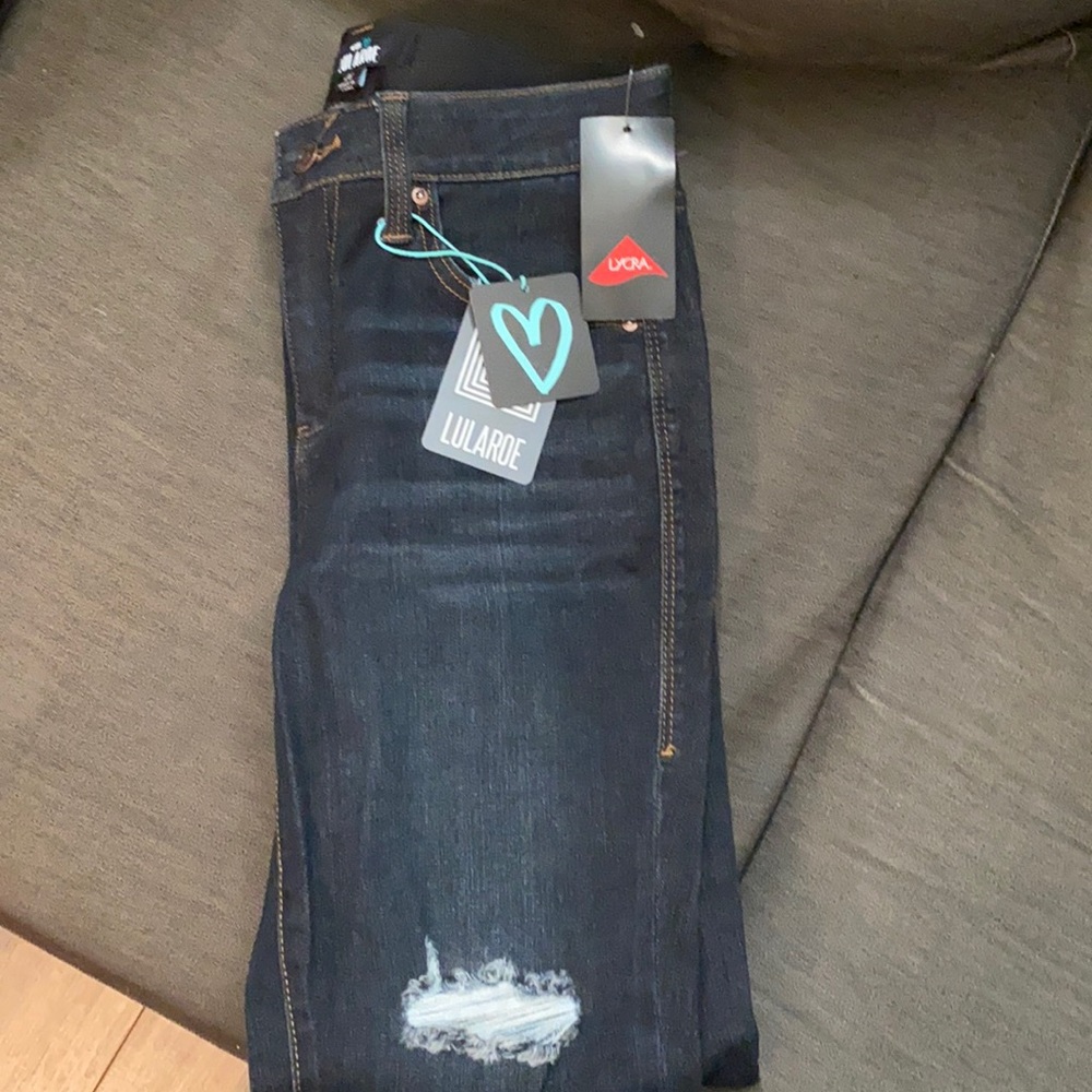 Dark wash NWT Lularoe sz 26 distressed denim
